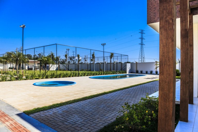 Piscina Adulto e Infantil